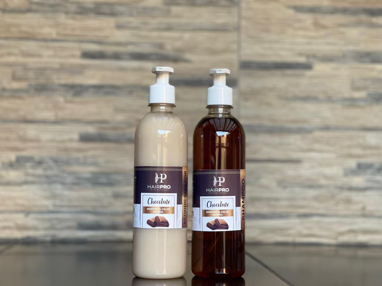 Shampoo y acondicionador chocolate.